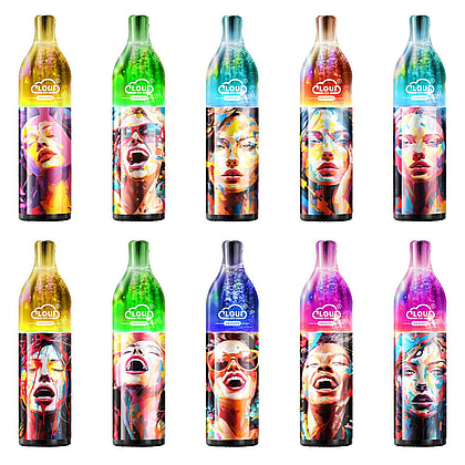 Bouteilles de vape colorées avec un art abstrait de visages expressifs sur les étiquettes, disposées en grille.