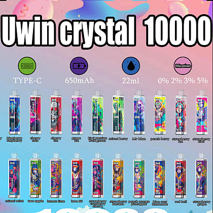 Un'immagine promozionale per i dispositivi per svapare Uwin Crystal 10000, che mostra vari aromi e specifiche del prodotto, come la ricarica di tipo C, la batteria da 650 mAh e la capacità del liquido di 22 ml.