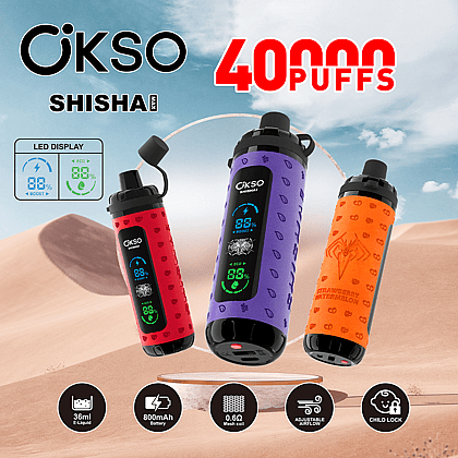 Imagen publicitaria colorida que muestra tres modelos de vaporizador ÖKSO SHISHA MAX con pantallas LED, especificaciones de batería y líquido, con un fondo desértico y resaltando '40,000 Puffs' con características de producto adicionales como flujo de aire ajustable e íconos de bloqueo para niños.