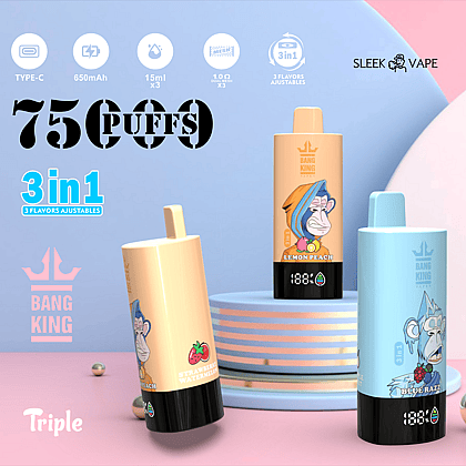 Imagen promocional que muestra tres dispositivos electrónicos de vapeo coloridos con la marca 'Bang King', que ofrecen 75,000 bocanadas y tres sabores ajustables, el vape Bang King Triple 75000 bocanadas ofrece 3 sabores ajustables, pantalla LED, carga tipo C y una bobina de triple malla para un sabor audaz y un vapor suave.