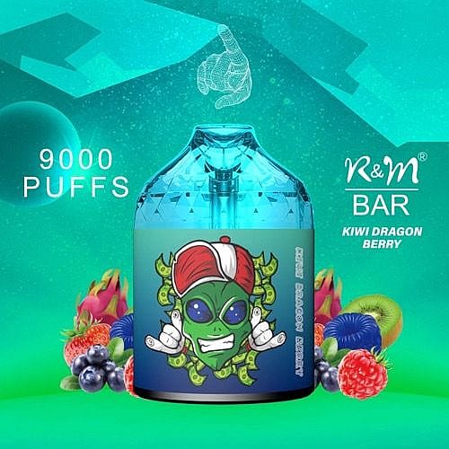 Un dispositivo per svapare etichettato "R&M BAR" con aroma "KIWI DRAGON BERRY", raffigurante un personaggio verde che indossa un berretto rosso e occhiali da sole, circondato da grafiche di frutta e dal testo "9000 PUFFS".