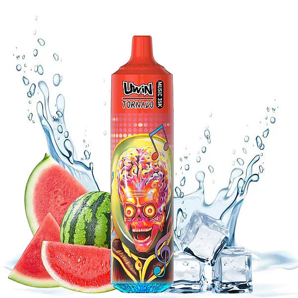 Produktbild eines roten Einweg-Vaporizers vom Typ Uwin Tornado mit dem farbenfrohen Motiv eines psychedelischen Totenkopfs vor einem Hintergrund aus Wassermelonenscheiben, einer ganzen Wassermelone, Eiswürfeln und einem Spritzer Wasser.