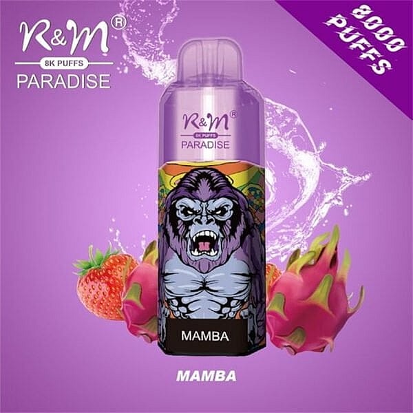 R&M Paradise vape con 8000 boccate, caratterizzato da un design aromatizzato "Mamba" con un'illustrazione di un feroce gorilla, fragole e frutto del drago su uno sfondo viola.