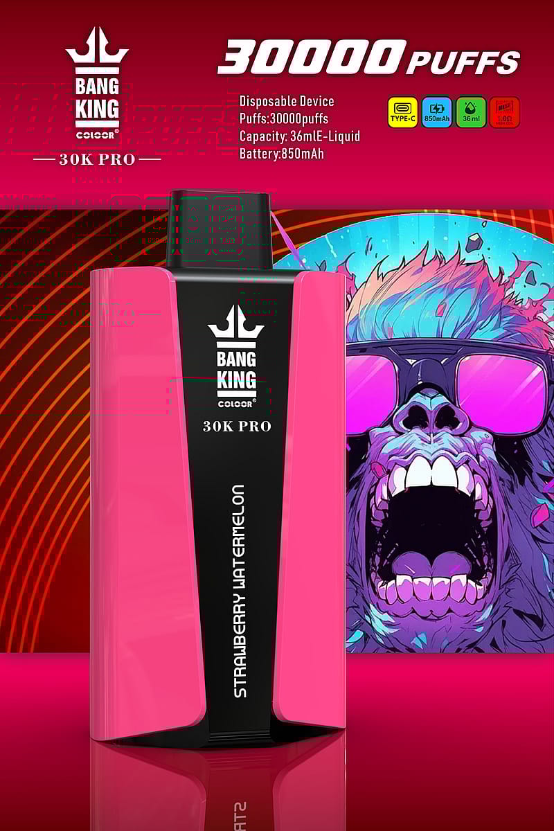 En rosa och svart engångsapparat med varumärket "Bang King 30K Pro", med 30 000 puffar, 36 ml e-vätskekapacitet, 850 mAh batteri och smaken "Strawberry Watermelon".