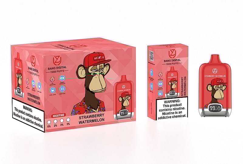 Una scatola e un dispositivo di svapo raffiguranti una scimmia dei cartoni animati che indossa un berretto rosso con il testo "Bang Digital 15000 Puffs" e il gusto "Strawberry Watermelon". La confezione include un'etichetta di avvertimento sulla nicotina.