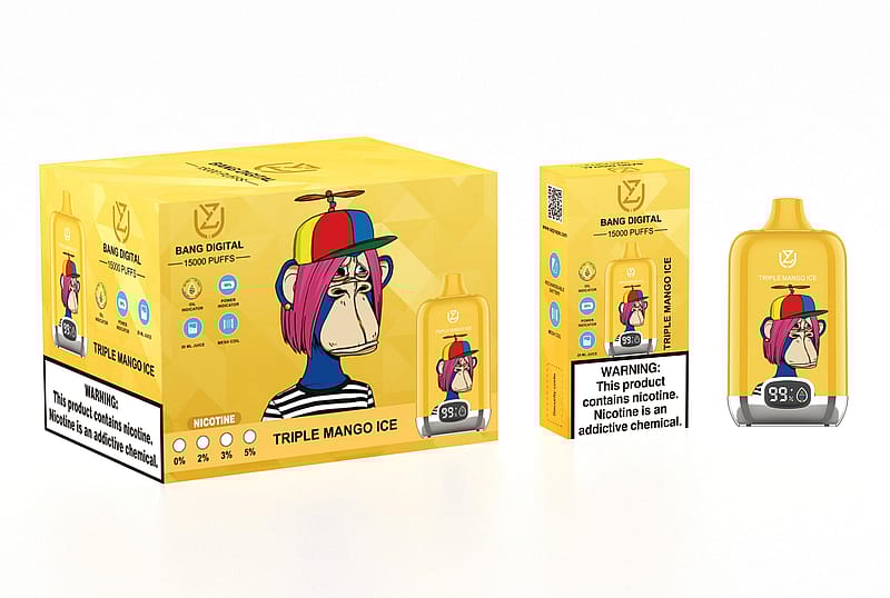 La confezione di un dispositivo da svapo "Bang Digital" è caratterizzata da una scimmia animata con un cappello colorato, con l'etichetta "Triple Mango Ice" e la pubblicità di 15.000 boccate. La confezione include avvertenze sulla nicotina e dettagli come la capacità del succo e gli indicatori di potenza.