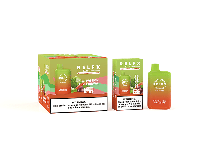 Confezione per RELFX BAR BC5000, un dispositivo di svapo monouso e ricaricabile al gusto "Kiwi Passion Fruit Guava", con capacità di 5000 puff. La confezione include un avviso sanitario sulla dipendenza da nicotina.