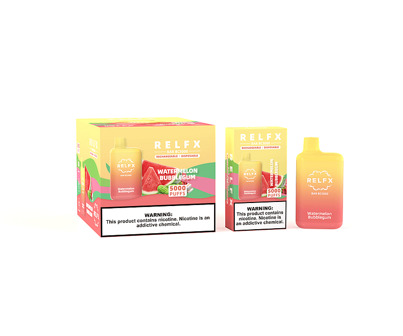 Confezione e prodotto della sigaretta elettronica usa e getta RELFX Bar BC5000 Watermelon Bubblegum, con etichette di avvertenza sulla dipendenza da nicotina.