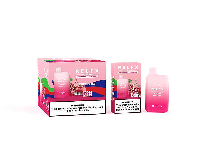 "Scatola e dispositivo monouso per svapo RELFX Cherry Ice, etichettati con 5000 boccate e un avviso sulla nicotina."