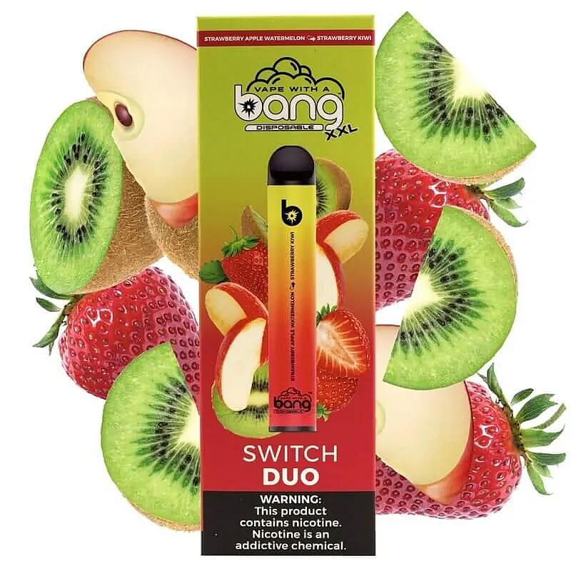 Confezione del prodotto per svapare "Bang Switch Duo" con immagini di fragole, kiwi e fette di mela che circondano la penna per svapare.