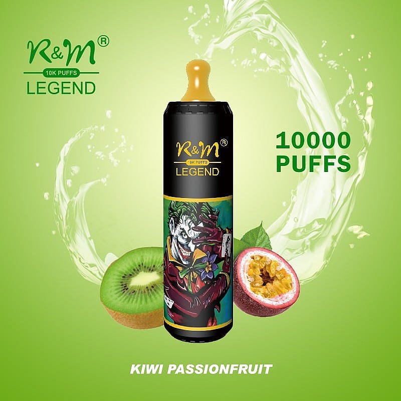 En svart R&M Legend vape-enhet med "10K PUFFS"-text, med en illustration av en karaktär med en grön och lila kostym, mot en grön bakgrund med bilder av kiwi och passionsfrukt.