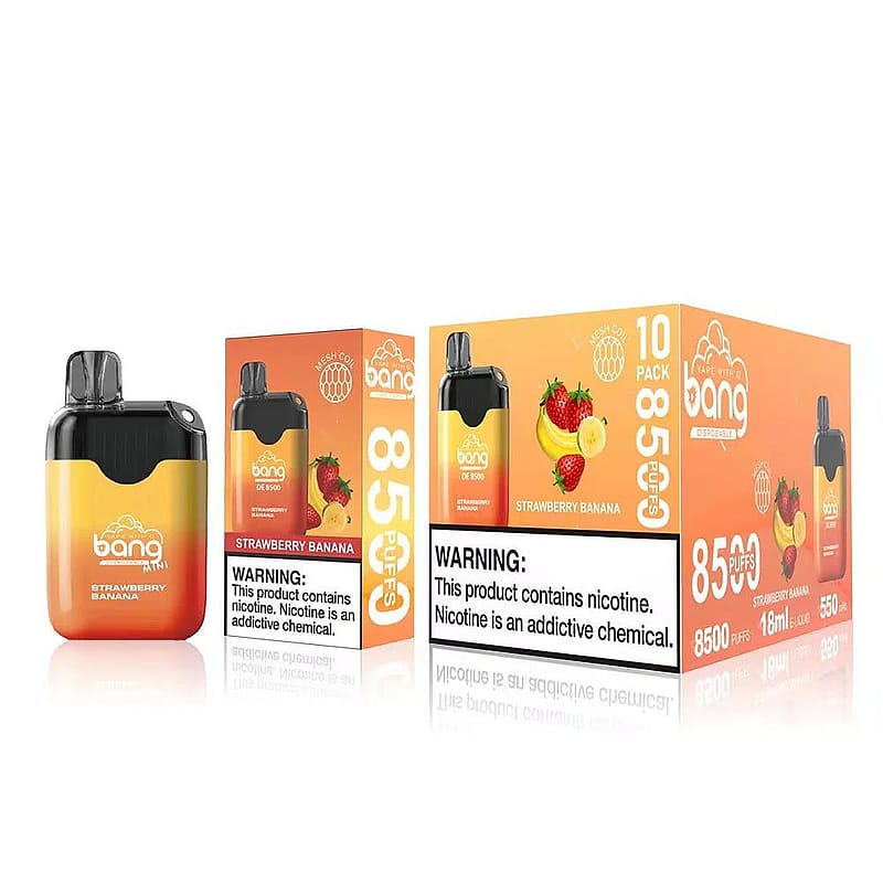 Bang Einweg-Vape-Geräte und Verpackungen mit Erdbeer-Bananen-Geschmack, mit Warnhinweisen zum Nikotingehalt.