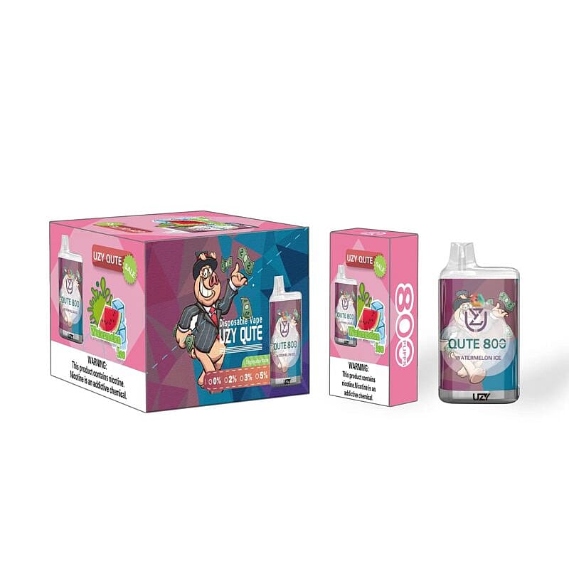 Embalaje de producto de vapeo desechable que presenta un oso de dibujos animados sosteniendo dinero, con el sabor "Watermelon Ice" y las opciones de concentración de nicotina mostradas.