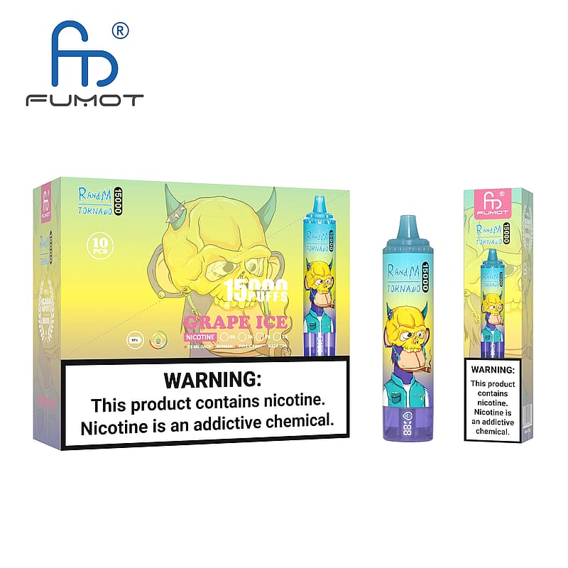 Verpackung und Produktabbildung der E-Zigarette der Marke FUMOT mit der Geschmacksrichtung "Grape Ice", mit einer Zeichentrickfigur auf der Schachtel und dem Verdampfer, mit der Aufschrift "15.000 Züge" und einer Nikotinwarnung.