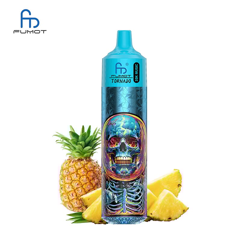 En färgglad vape-enhet med en skalledesign och levande mönster visas tillsammans med hela och skivade ananas.