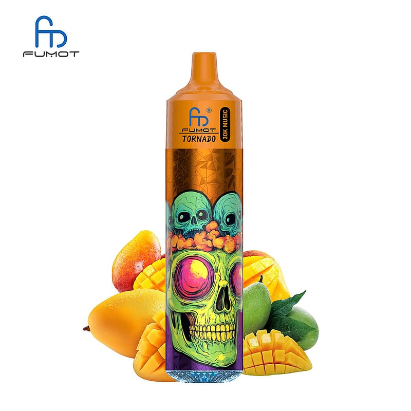 En färgglad vapebehållare med en dödskalledesign och två gröna dödskallar på toppen, omgiven av olika frukter inklusive mango och andra tropiska frukter.
