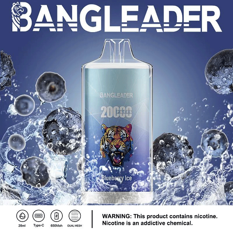 Imagen promocional del vaporizador Bangleader Blueberry Ice con un gráfico de tigre y una etiqueta de 20.000 bocanadas, rodeada de arándanos salpicados y cubitos de hielo, con una advertencia de nicotina en la parte inferior.