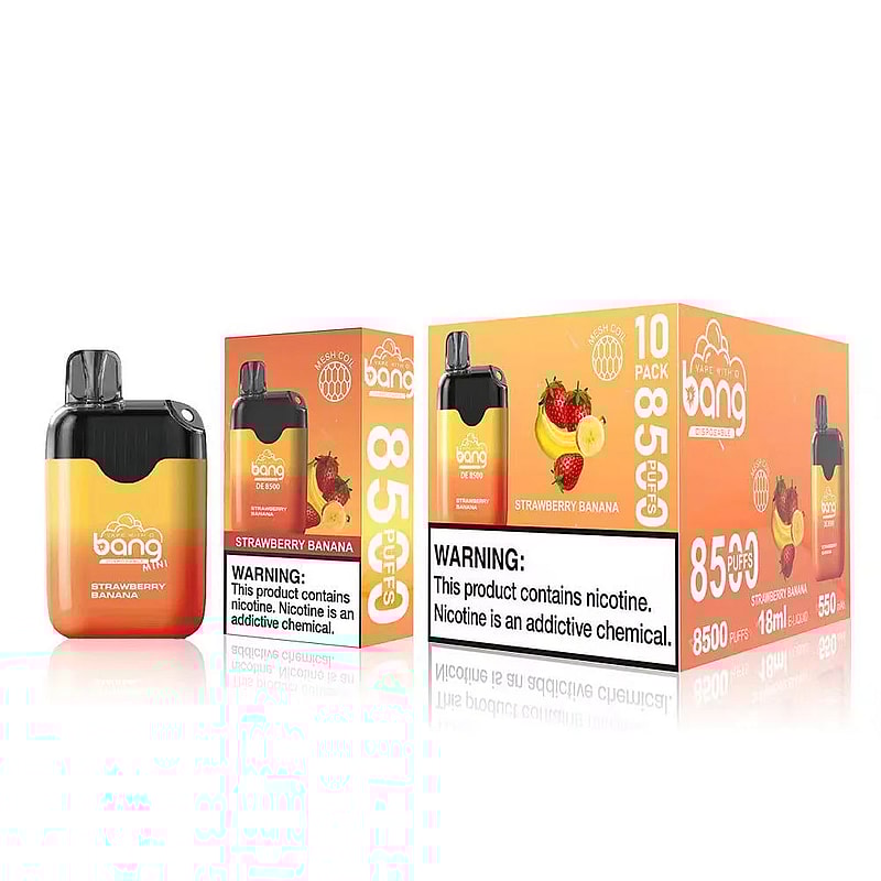 Des dispositifs de vaporisation jetables Bang et des emballages au goût de fraise et de banane, avec des avertissements sur la teneur en nicotine.