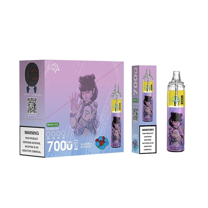 En vape-enhet och dess förpackning med en kvinnlig karaktärsillustration, blåbärshallonsmak, 7000 puffar, med nikotinvarning.