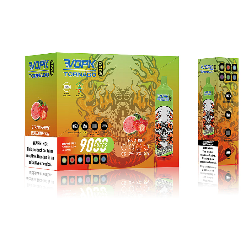Emballage de vape présentant le « Vopk Tornado 9000 » dans une saveur fraise-pastèque, avec un design de crâne enflammé, des options de concentration en nicotine et une étiquette d'avertissement sur la dépendance à la nicotine.