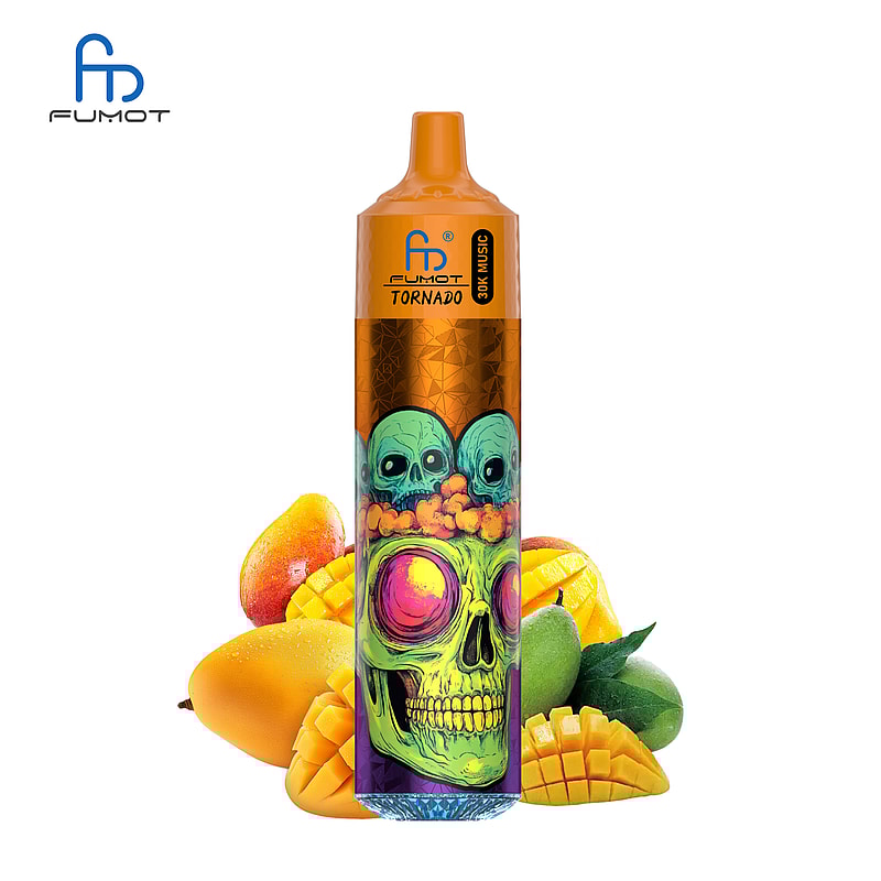 En färgglad vapebehållare med en dödskalledesign och två gröna dödskallar på toppen, omgiven av olika frukter inklusive mango och andra tropiska frukter.