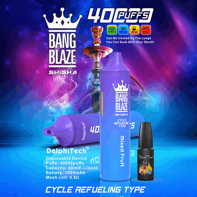 Reklambild för Bang Blaze Shisha med en lila, cylindrisk engångsvapingenhet med texten "Cycle Refueling Type" och "Mixed Fruit" på den, vilket betonar dess kapacitet på 40 000 bloss med ett 1000 mAh-batteri och 40 ml e-vätska, mot en färgglad, rökig bakgrund bredvid en flaska märkt "Mixed Fruit".