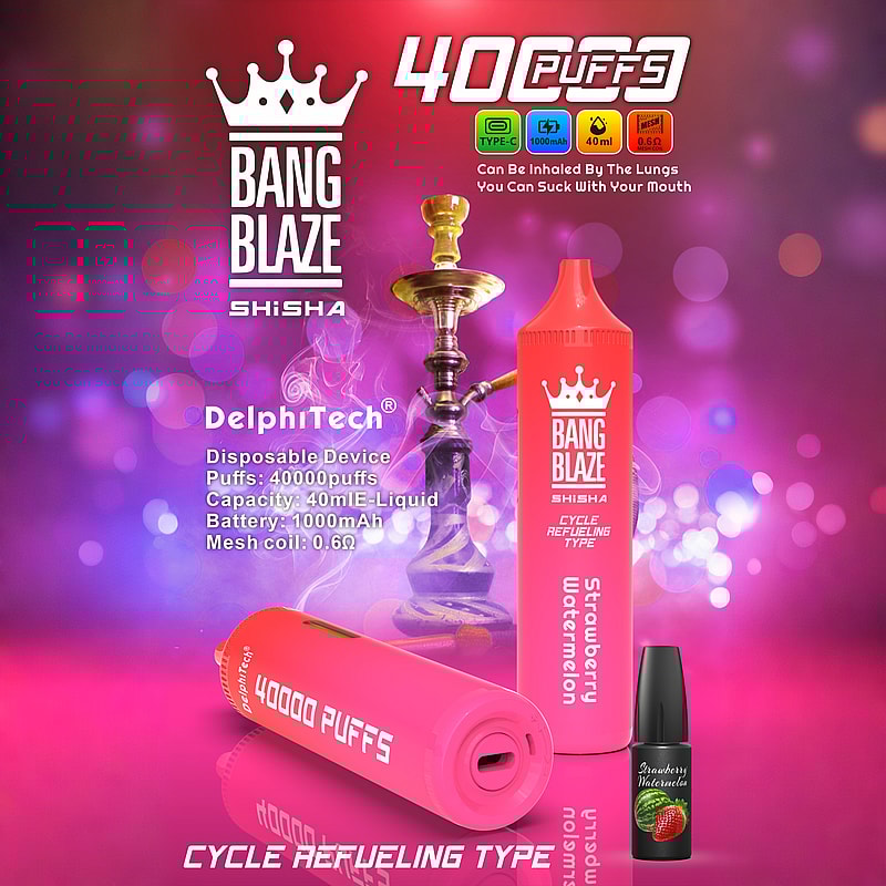 Image promotionnelle de l'appareil de vapotage jetable Bang Blaze Shisha en rose avec une saveur de fraise pastèque, mettant en valeur sa capacité de 40 000 bouffées, son e-liquide de 40 ml et sa batterie de 1 000 mAh, avec une image d'arrière-plan d'une pipe à chicha et un texte décoratif sur les fonctionnalités.