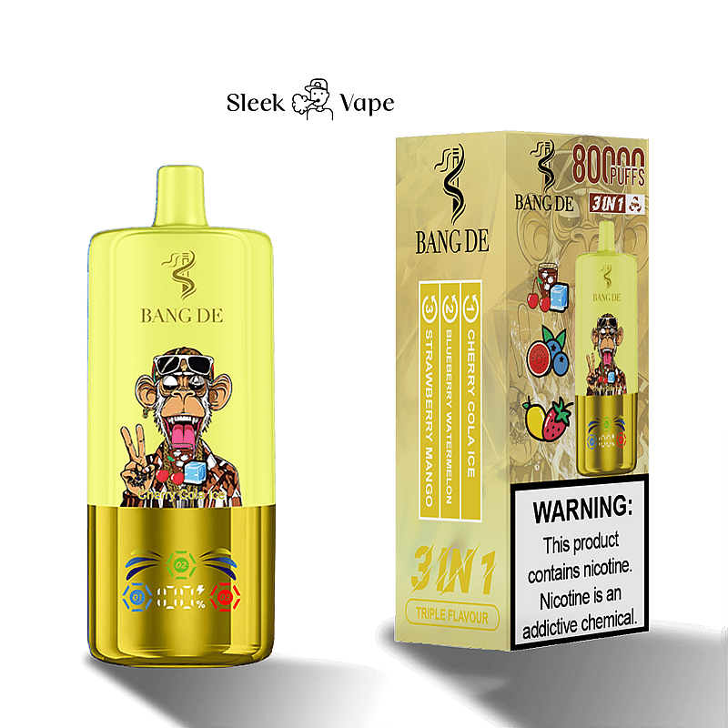 Werbebild, das das Vape-Gerät der Marke Bang De in Gelb zeigt, mit einer stilisierten Affengrafik und der dazugehörigen Verpackung, auf der drei Geschmacksrichtungen hervorgehoben werden: Cherry Cola Ice, Blueberry Watermelon und Strawberry Mango, mit einem Warnhinweis zu Nikotin.